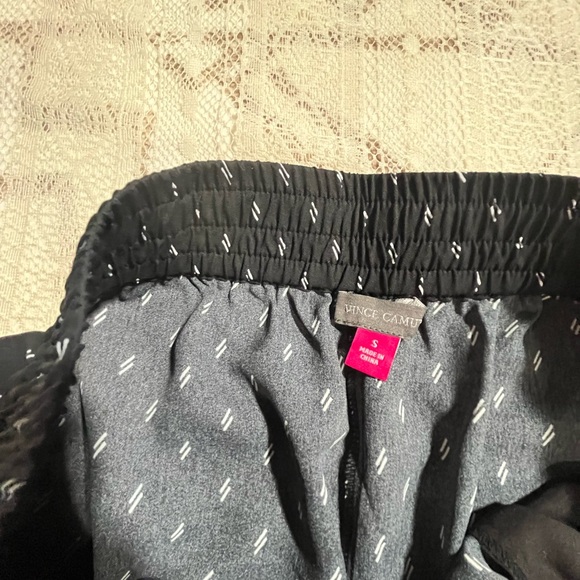 Vince Camuto Black Pants with White Pattern - Picture 3 of 4